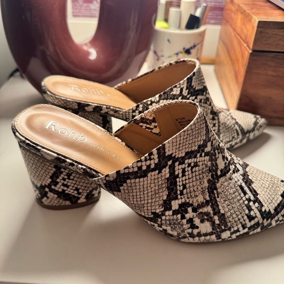 Roho by Joyce Adria snakeskin pointed toe heeled mule - Picture 6 of 8